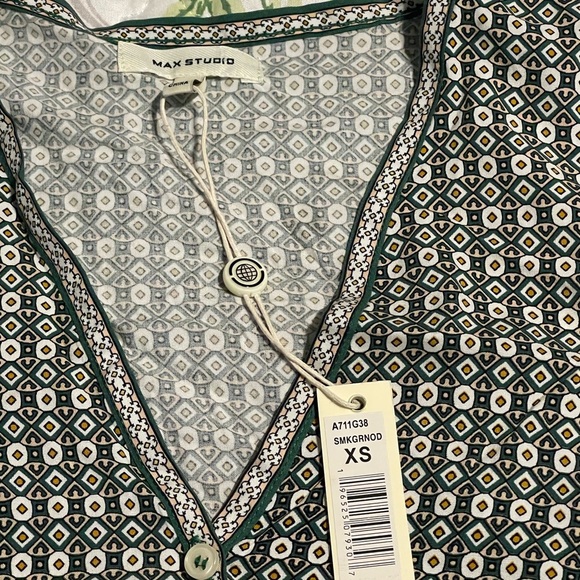 Max Studio Geometric green and white - Picture 4 of 8